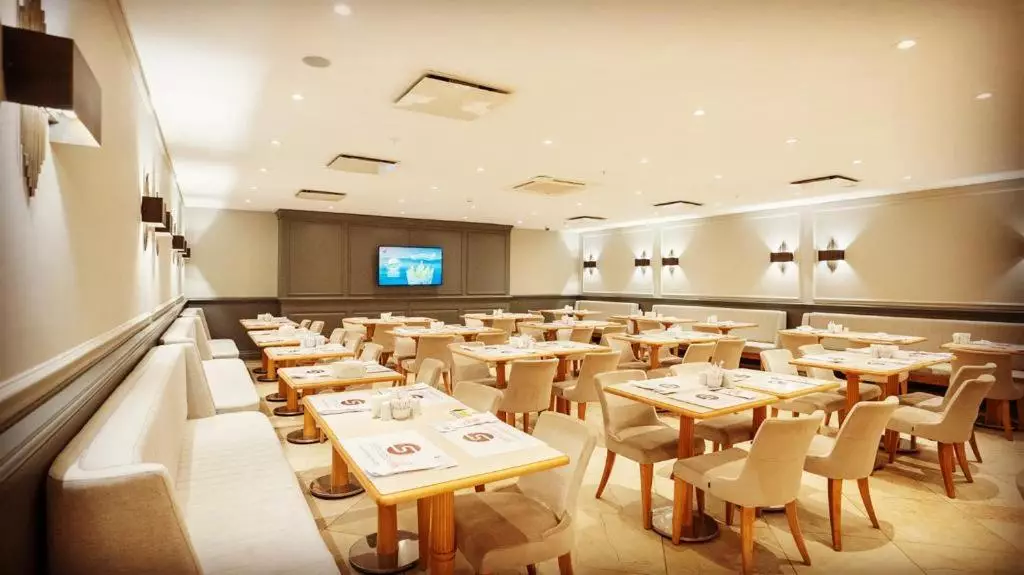 رستوران SEMINAL